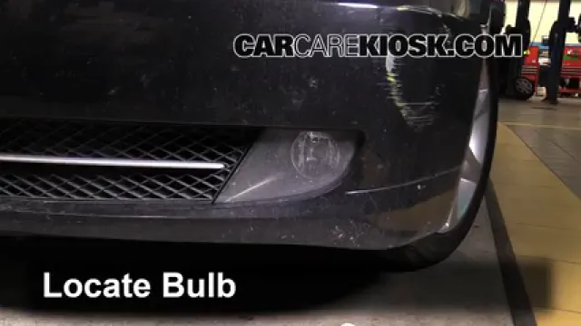 2010 BMW 528i 3.0L 6 Cyl. Éclairage Feu antibrouillard (remplacer l'ampoule)
